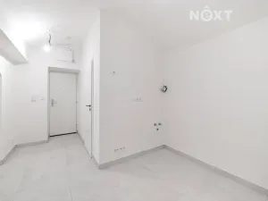 Prodej bytu 1+kk, Praha - Vysočany, Kolmá, 23 m2