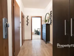 Prodej bytu 2+1, Kladno - Kročehlavy, Kosmonautů, 68 m2