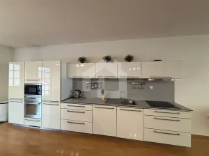 Pronájem bytu 3+kk, České Budějovice - České Budějovice 6, Jeronýmova, 124 m2