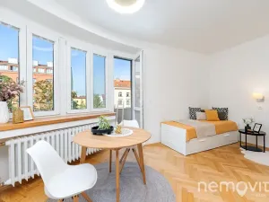 Prodej bytu 1+kk, Praha - Podolí, Na dolinách, 39 m2