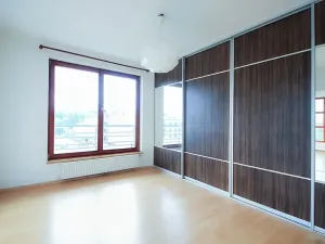 Pronájem bytu 2+kk, Praha - Vysočany, Jana Přibíka, 59 m2