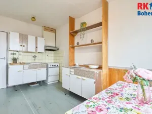 Pronájem bytu 3+1, Praha - Kobylisy, Šiškova, 68 m2