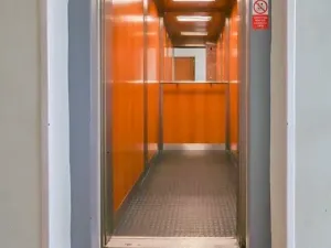 Pronájem bytu 3+1, Praha - Kobylisy, Šiškova, 68 m2