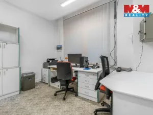 Pronájem obchodního prostoru, Ústí nad Labem - Severní Terasa, Šrámkova, 181 m2