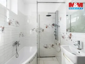 Prodej bytu 2+1, Kralupy nad Vltavou - Lobeček, 52 m2