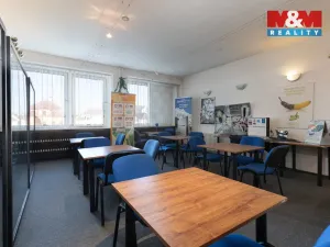 Prodej kanceláře, Bruntál, nám. Míru, 720 m2
