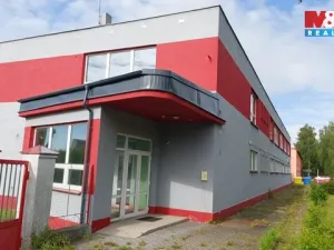 Pronájem kanceláře, Bruntál, Rýmařovská, 600 m2