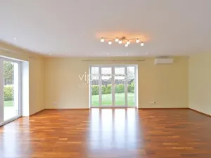 Pronájem vily, Horoměřice, Za Dvorem, 330 m2