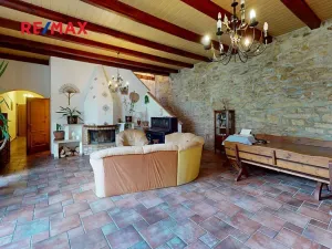 Prodej rodinného domu, Janůvky, 457 m2