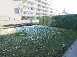 Pronájem bytu 2+kk, Praha - Strašnice, Zvěřinova, 121 m2