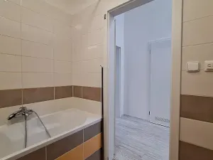 Pronájem bytu 2+kk, Praha - Vokovice, Na dlouhém lánu, 40 m2