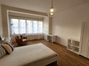 Pronájem bytu 2+1, Praha, Kladenská, 82 m2