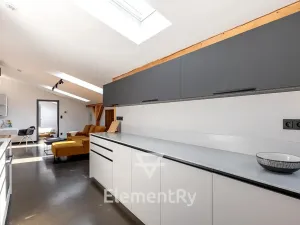 Pronájem bytu 2+kk, Hradec Králové, V Domkách, 102 m2