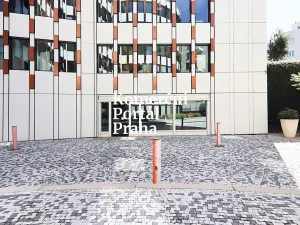 Pronájem restaurace, Praha - Nusle, Lomnického, 470 m2