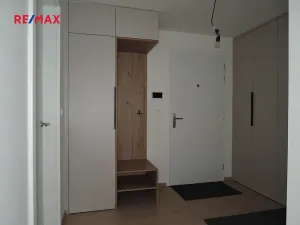 Pronájem bytu 3+kk, Hostivice, Cihlářská, 62 m2