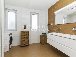 Prodej rodinného domu, Řitka, Ke Stráni, 151 m2