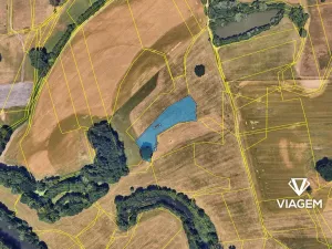 Prodej podílu pole, Hradec Králové, 622 m2