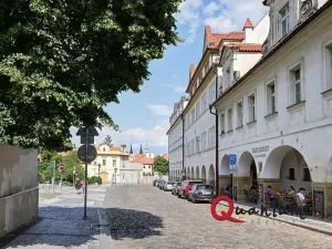 Pronájem kanceláře, Praha - Hradčany, Loretánské náměstí, 26 m2