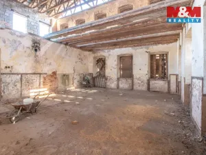 Prodej obchodního prostoru, Verneřice, 288 m2