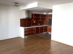 Pronájem bytu 2+kk, Brno, Leitnerova, 68 m2