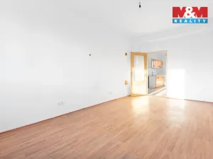 Prodej bytu 2+1, Petrovice, 58 m2