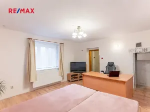 Prodej rodinného domu, Neveklov, 190 m2