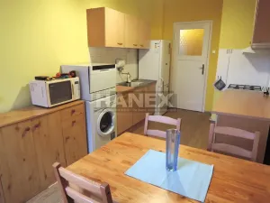 Pronájem bytu 1+1, Praha - Břevnov, Nad Kajetánkou, 38 m2