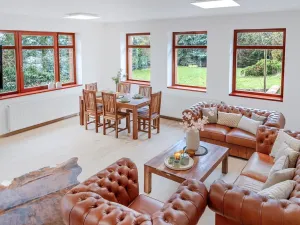 Prodej rodinného domu, Březová-Oleško, Průběžná II., 177 m2