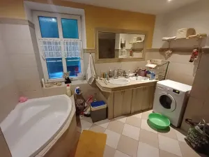 Prodej bytu 2+kk, Karlovy Vary, Pražská silnice, 79 m2