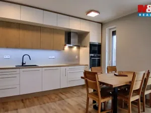 Pronájem bytu 3+kk, Přezletice, Pod Zahrady, 65 m2