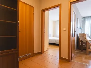 Pronájem bytu 2+kk, Praha - Holešovice, Poupětova, 52 m2