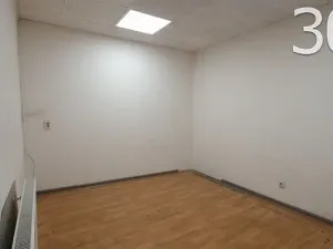 Pronájem skladu, Vsetín, 550 m2