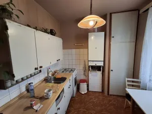 Prodej bytu 3+1, Cheb, Růžová, 73 m2