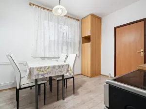 Prodej bytu 3+1, Hvozd, 74 m2