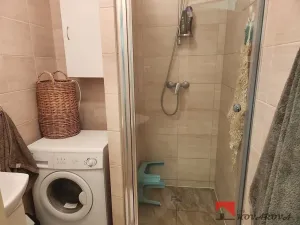 Prodej bytu 2+kk, Kralupy nad Vltavou, sídl. Hůrka, 42 m2