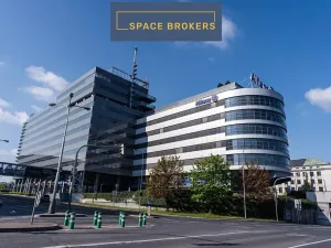 Pronájem kanceláře, Praha - Karlín, Ke Štvanici, 850 m2