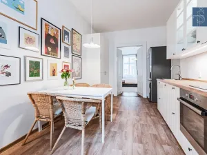 Prodej bytu 2+kk, Praha - Vyšehrad, Neklanova, 42 m2