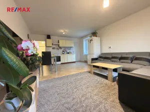 Pronájem bytu 3+kk, Plzeň, Kostelní, 77 m2