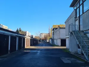 Pronájem garáže, Praha - Podolí, Bohuslava Martinů, 18 m2