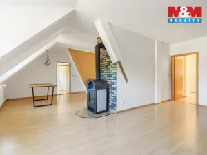 Prodej bytu 3+1, Cheb, Cechovní, 130 m2