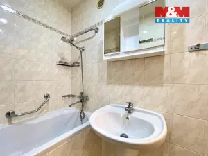 Pronájem bytu 2+kk, Ostrava - Poruba, Podroužkova, 53 m2