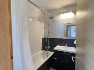 Prodej bytu 2+kk, Praha - Vysočany, Sousedíkova, 50 m2