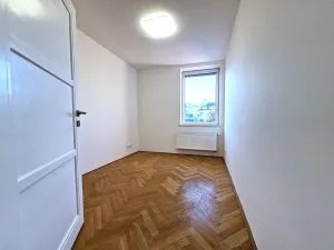 Prodej bytu 3+1, Brno, Tržní, 90 m2