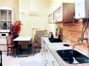 Pronájem pokoje, Praha - Nové Město, Charvátova, 41 m2