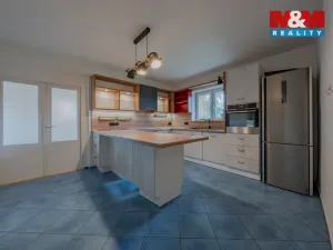 Prodej rodinného domu, Dolní Lhota, Lomená, 315 m2