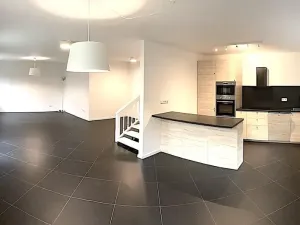 Pronájem rodinného domu, Praha - Suchdol, Kamýcká, 200 m2