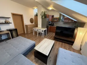 Prodej bytu 2+kk, Slavkov u Brna, sídliště Nádražní, 64 m2