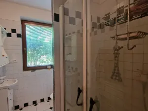 Prodej rodinného domu, Hrdlořezy, 280 m2