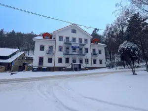Pronájem bytu 3+kk, Peruc, U Koupaliště, 73 m2