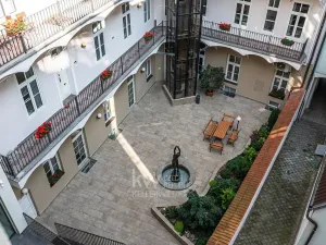 Pronájem bytu 3+1, Praha - Smíchov, Štefánikova, 121 m2